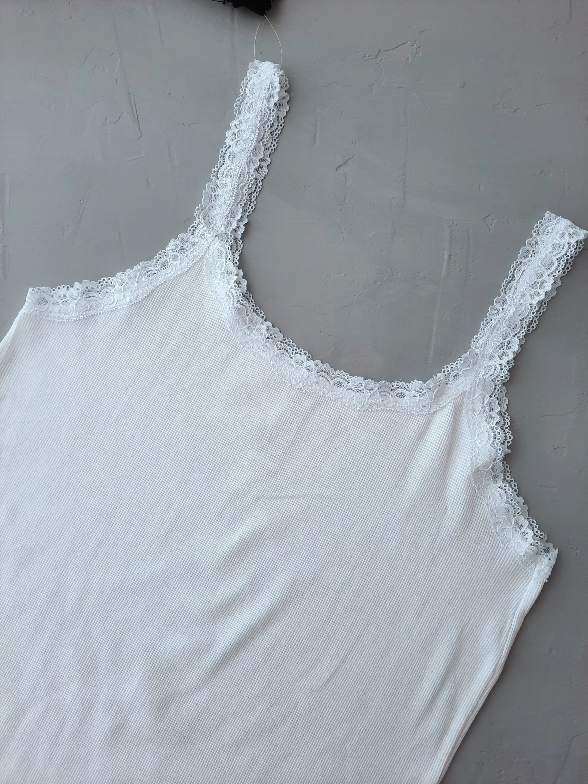 تاپ یقه گیپوری وارداتی اسمارا esmara رنگ سفید و مشکی - Image 5