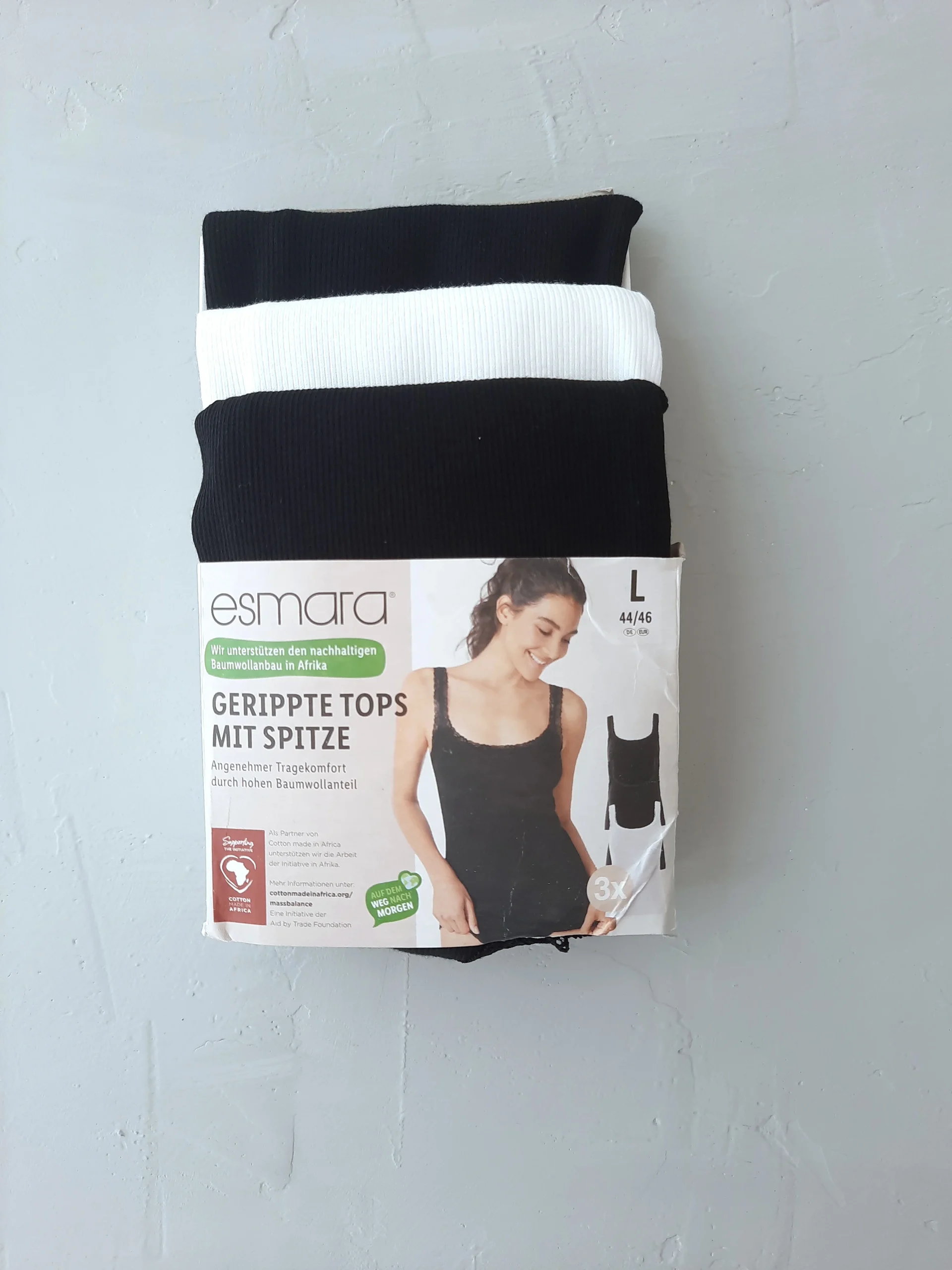 تاپ یقه گیپوری وارداتی اسمارا esmara رنگ سفید و مشکی - Image 8